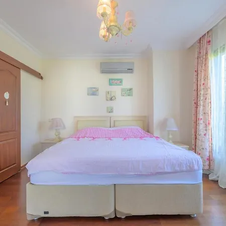 Villa Saklibahce -