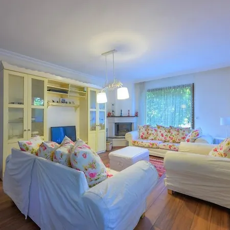 Saklibahce - * Bodrum